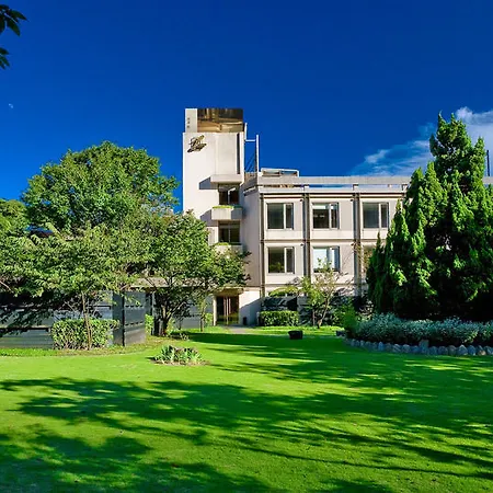 Check Inn Select Taipei Yamgmingshan